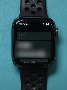 select apple watch contacts